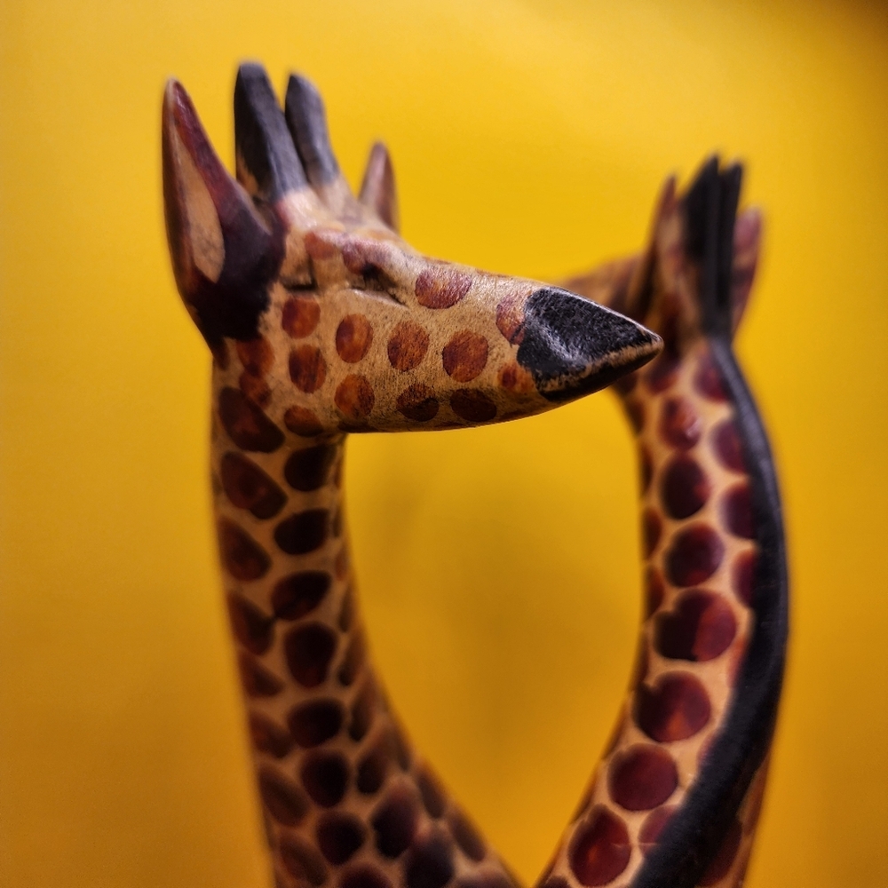 Vintage 12" Hand Carved Giraffes Wooden Statue Wood - Picture 2 of 8